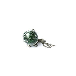 Skleněný zelený náhrdelník Ko-ra-le Wired Long