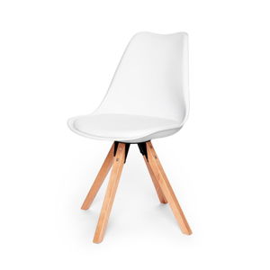 Bílá židle s podnožím z bukového dřeva loomi.design Eco